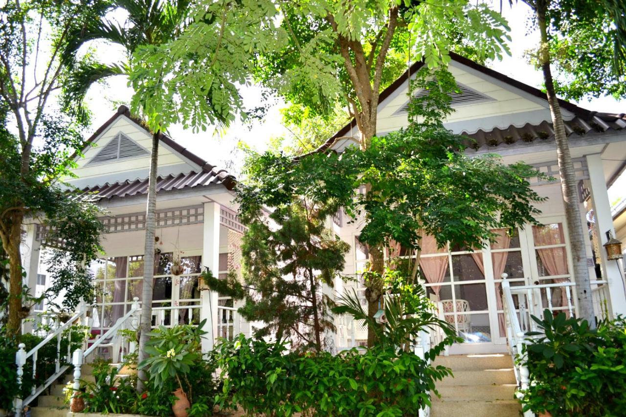 Prathana Garden Beach Resort Hua Hin Exterior photo